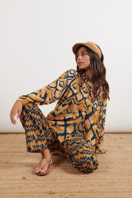 RHOMBUS SHIRT CAMEL-BLUE