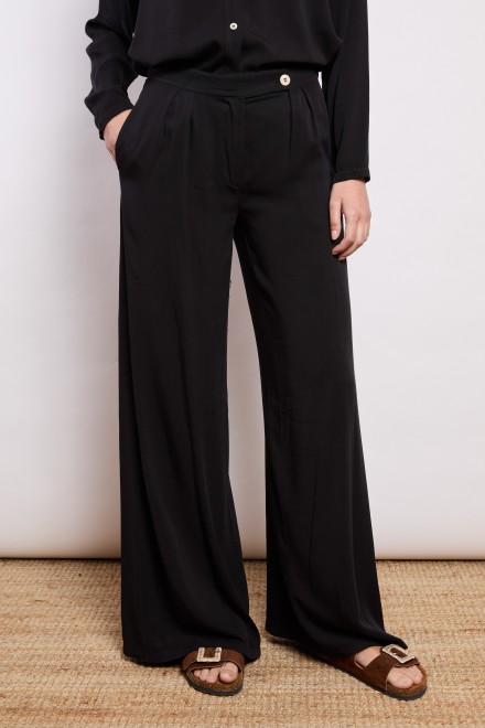 PANTS BLACK
