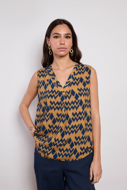 CHEVRON SLEEVELESS BLUE
